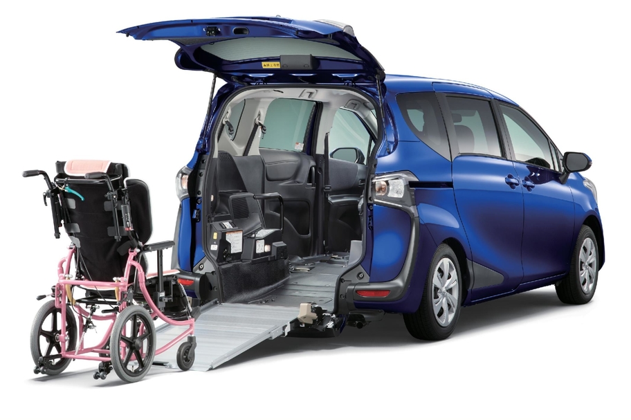 X 車いす仕様車(タイプⅡ)